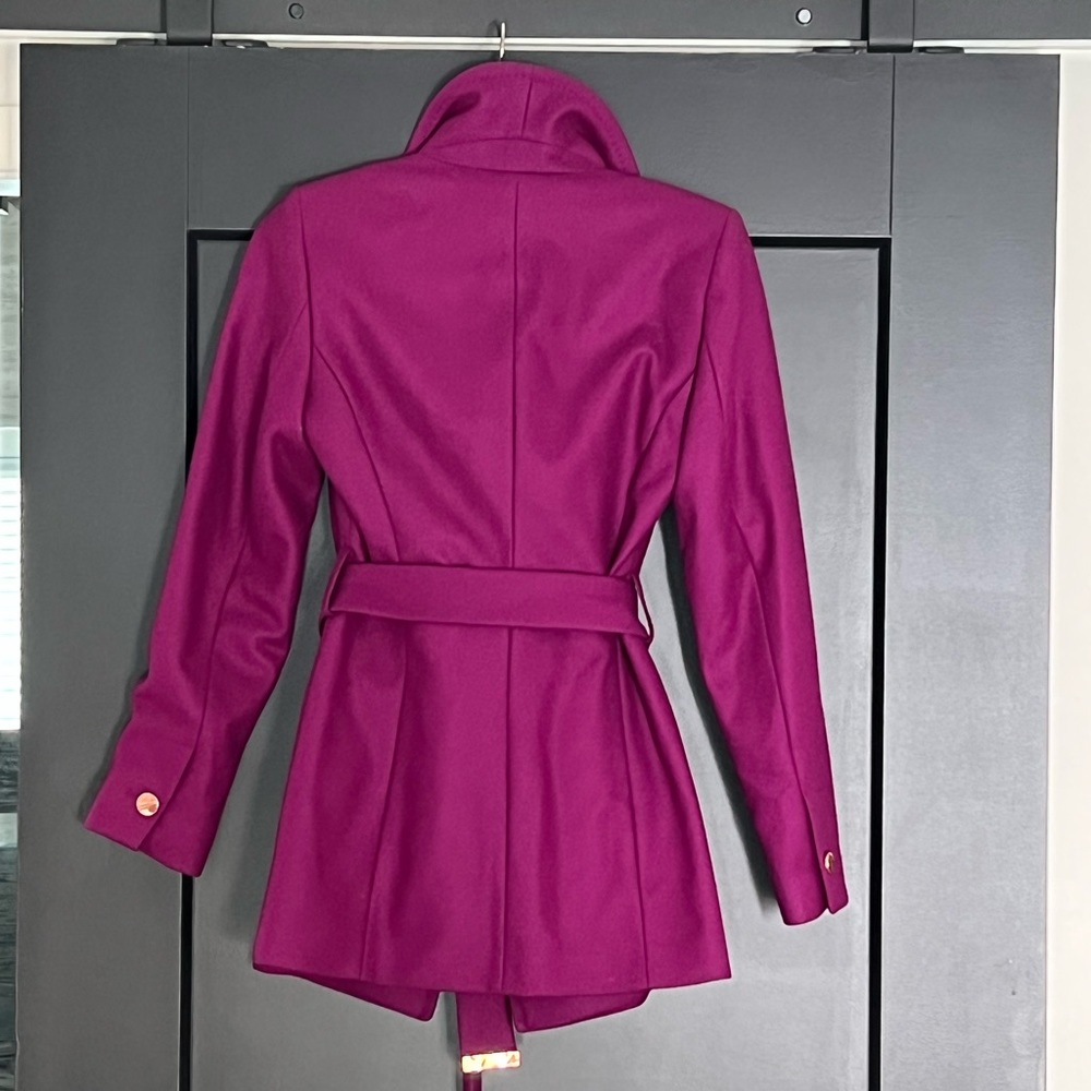 Jacket - Picture 2 of 4
